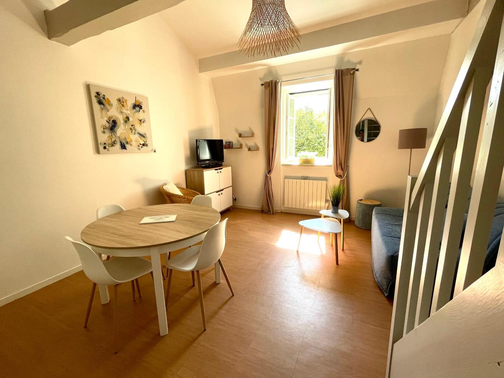Proche Cure Thermale ,2 Couchages 160, Duplex 39M2 Rochefort  Esterno foto